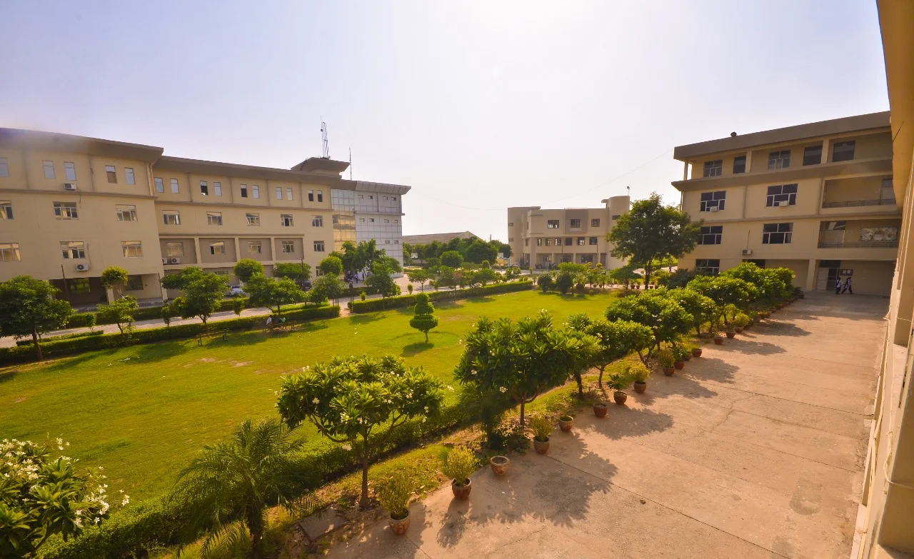 Advanced College of Technology and Management