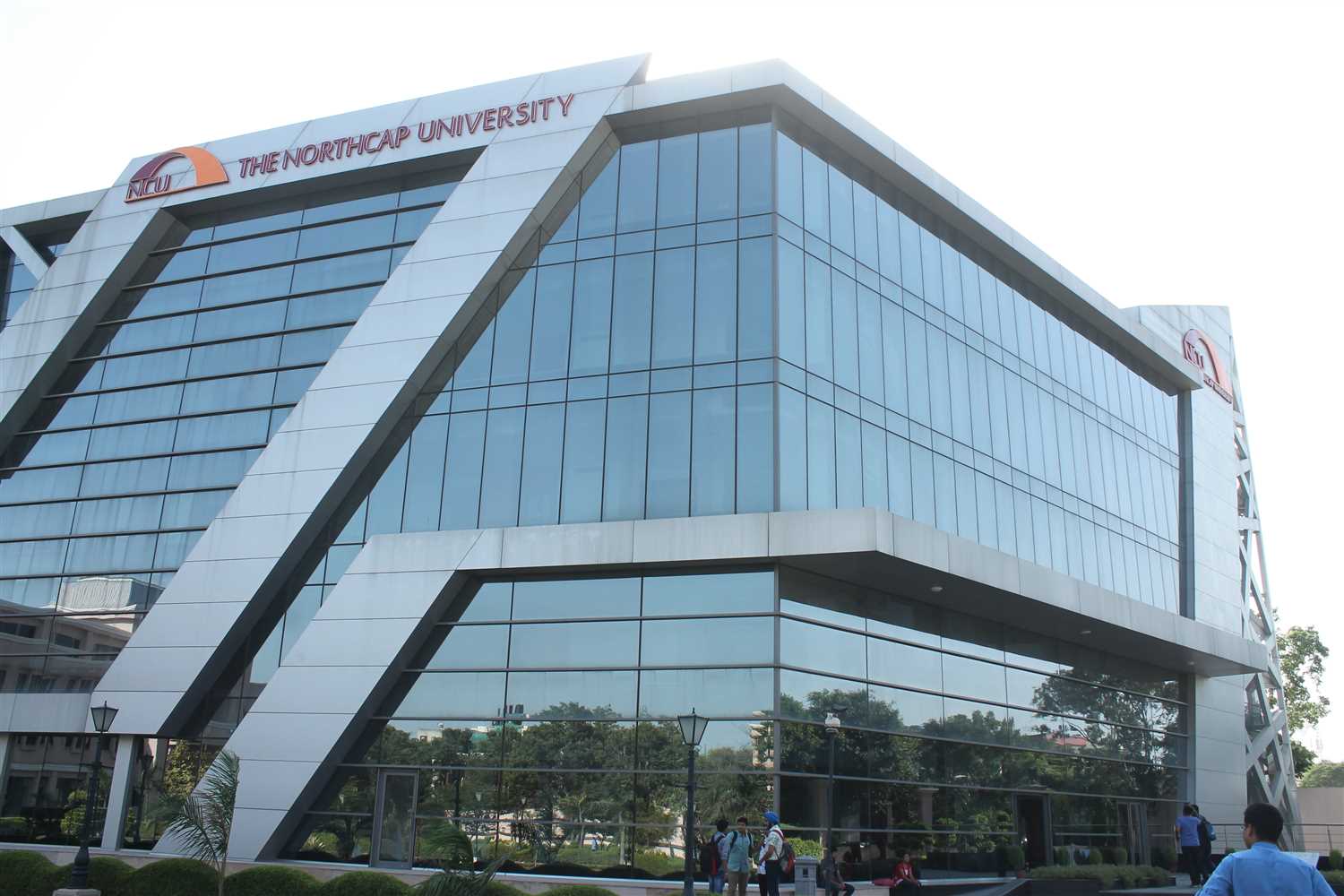 The NorthCap University - School of Management and Liberal Studies (SOM&LS) 